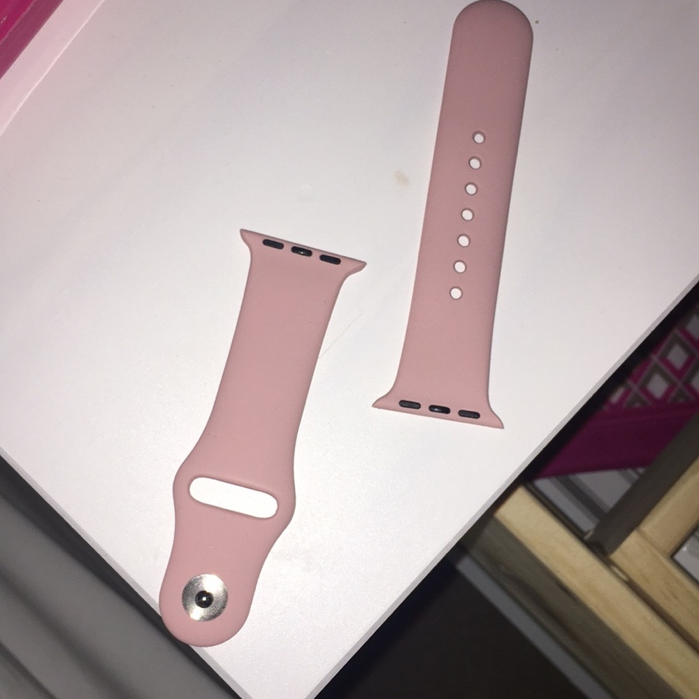 Light pink Apple Watch strap